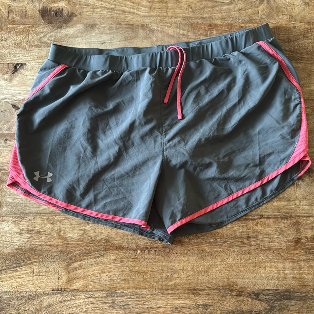 Under Armour women’s athletic shorts XXL